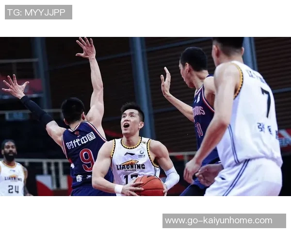 孙铭徽CBA职业生涯助攻数突破2650次超越郭艾伦荣登历史第三位